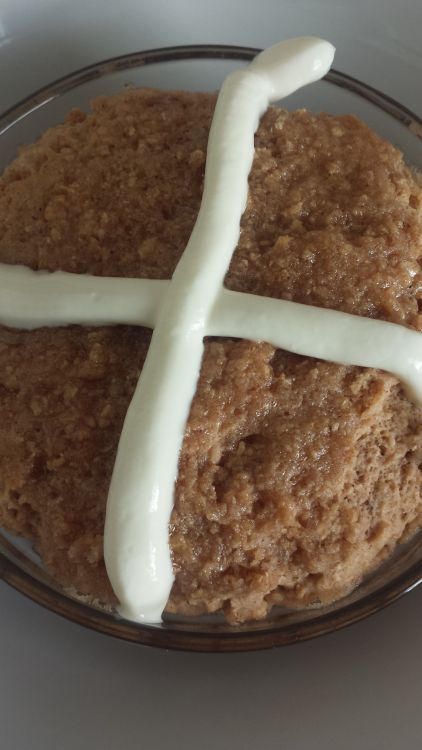 microwave_hot_cross_bun