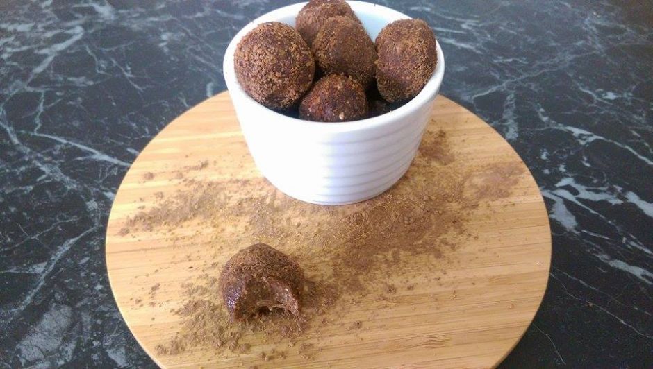 Lose Baby Weight- Choc-Banana Balls