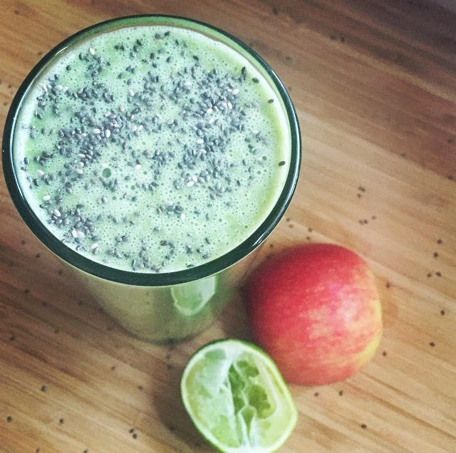 Apple-Lime Green Healthy Mummy Smoothie Recipe 