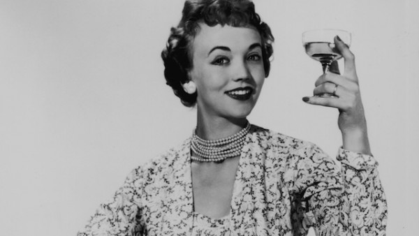 Funny-pictures-of-women-drinking-wine-7-600x338