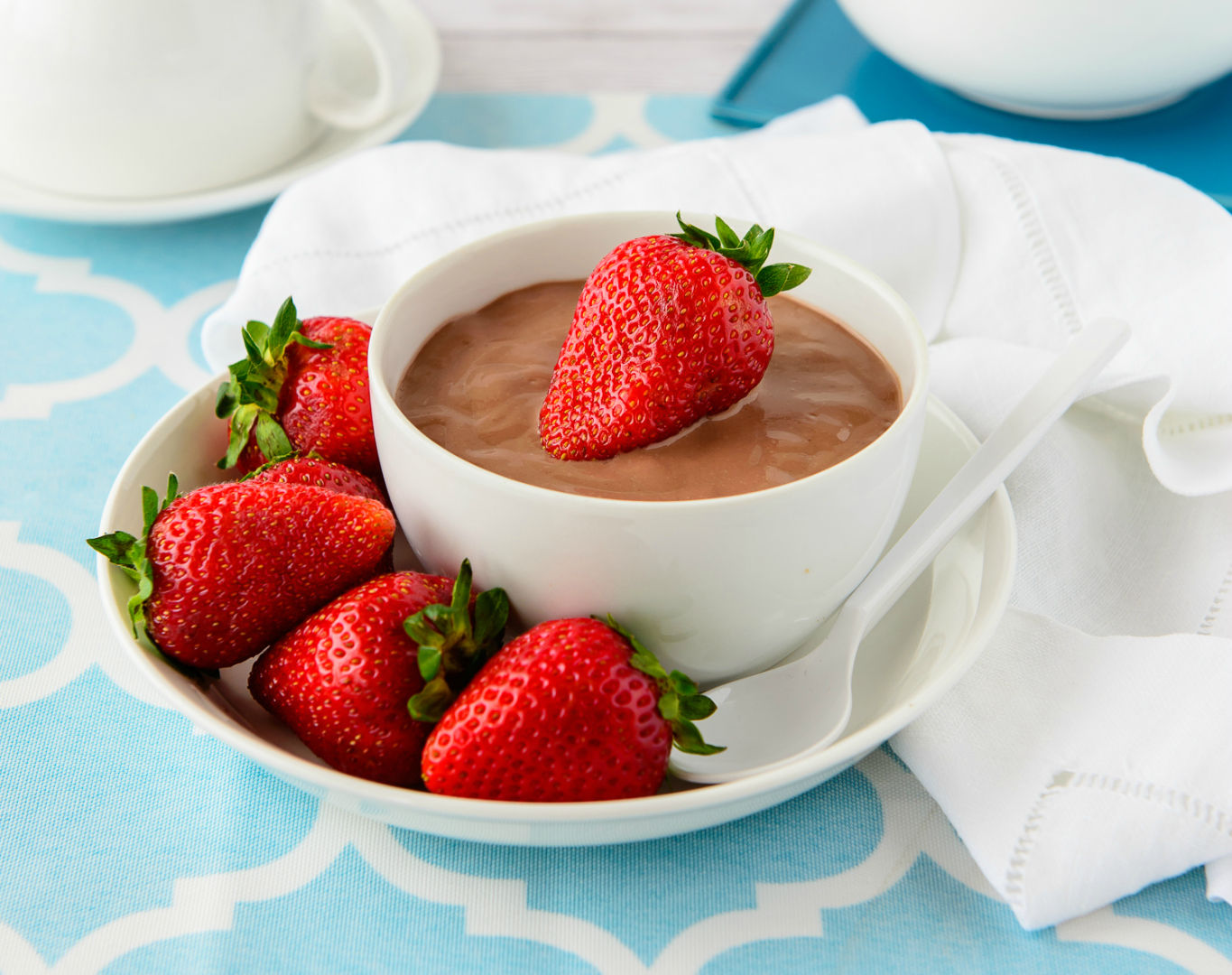 Healthy sweet treats for Easter - Chocolate dipping sauce