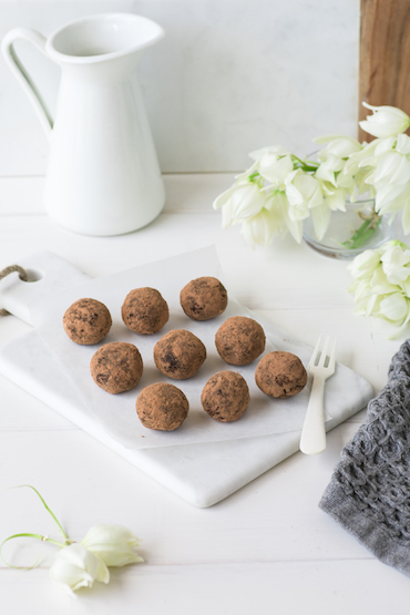 Coconut Choc Truffles LR-2224