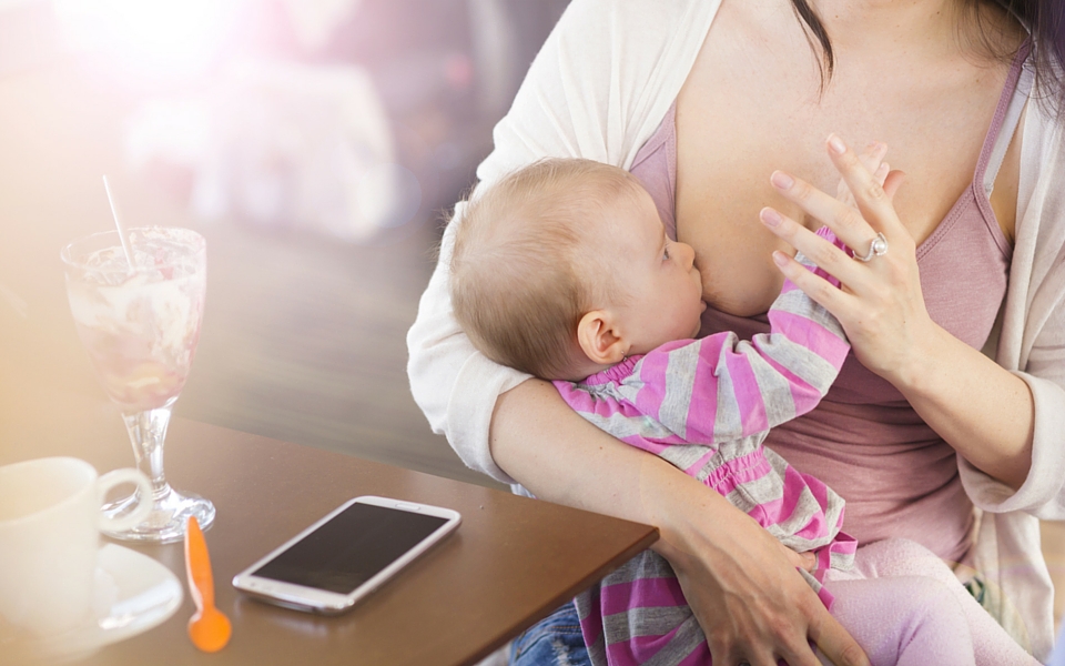 How to cope breastfeeding an extra hungry baby 