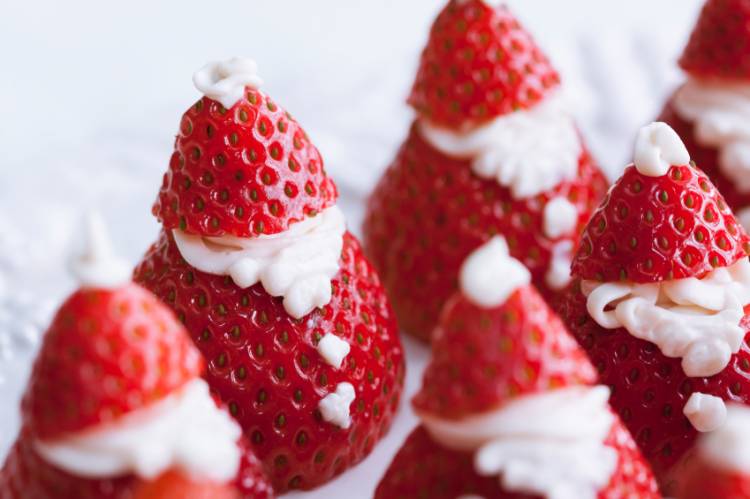 Healthy Strawberry Santas